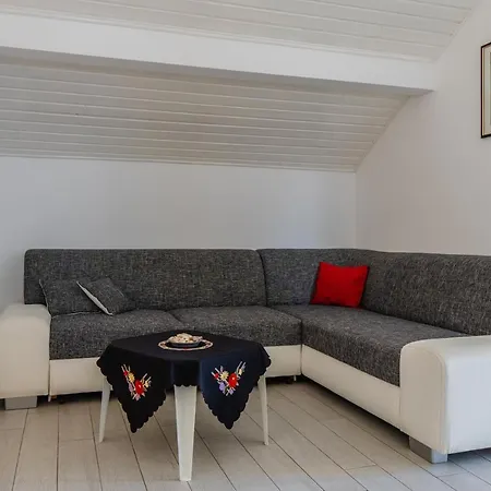 Apartmán With Parking Space - 21494 Vir